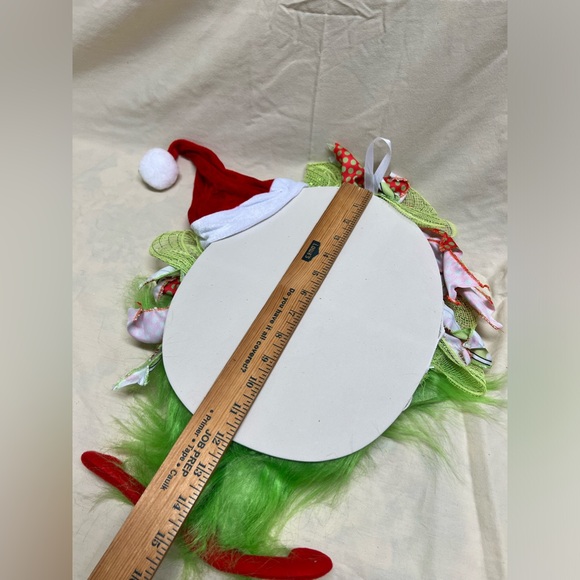 Grinch - Picture 5 of 9
